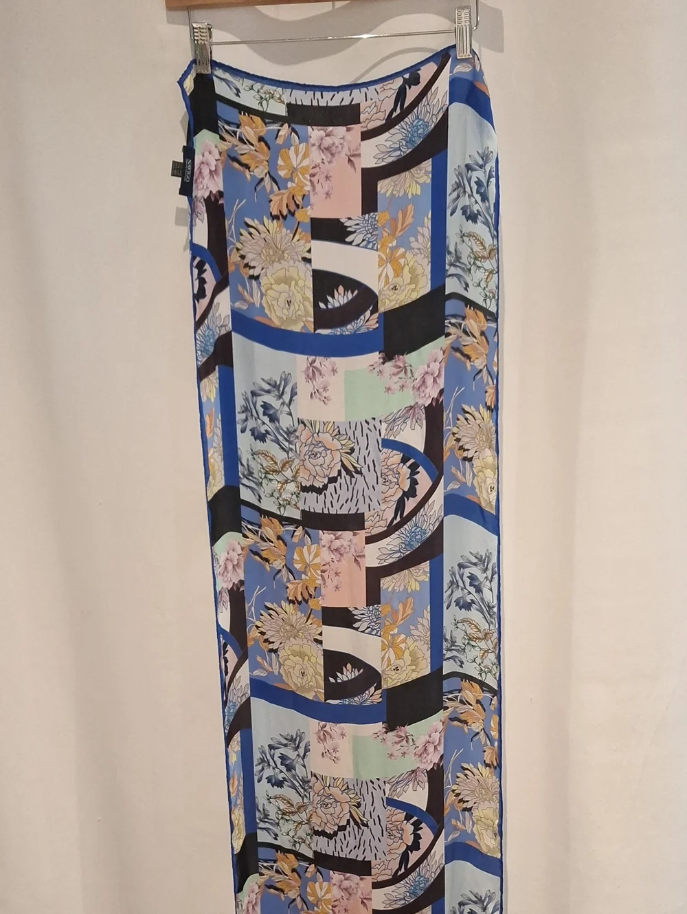 Navigo Cruise Classics Blue Floral Patchwork Silk Scarf